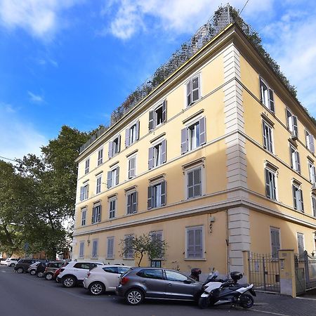 U@Vatican - Suites Centrali E Vicine Alla Metro Rome Exterior photo
